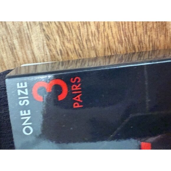 No Show UFC Socks One Size Fits All 3 Pack Black Red 12BLK2167 Antimicrobial New - Picture 3 of 9